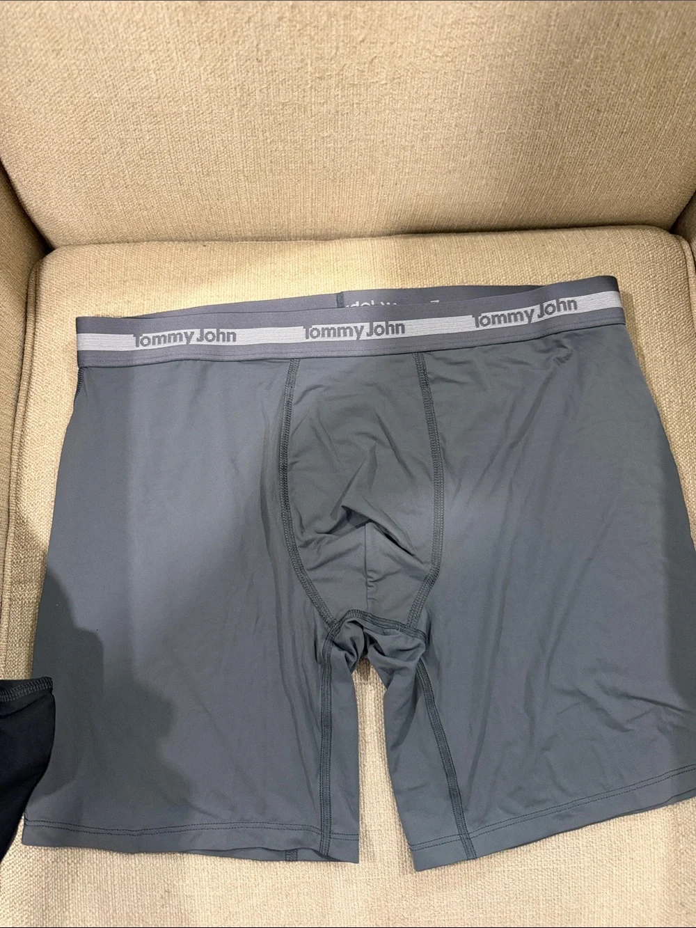 NEW TOMMY JOHN MEN'S ESSENTIAL SKIN MODAL 3 PACK BOXER BRIEFS- Large